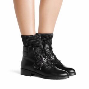 Stuart Weitzman Stitchwork Nappa Leather Quilted Combat Boots Womens Size 7.5